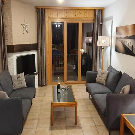 Apartamento For 8 In *