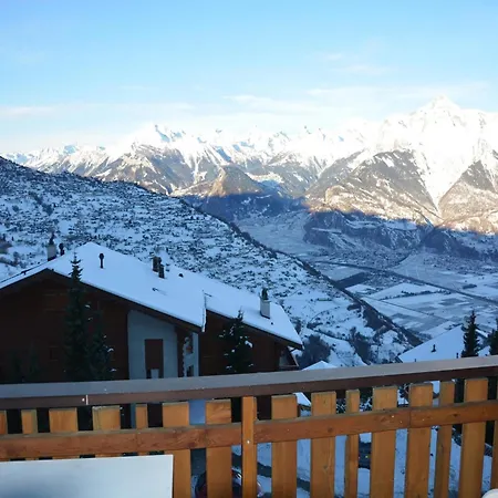 Apartment Mountain With Views