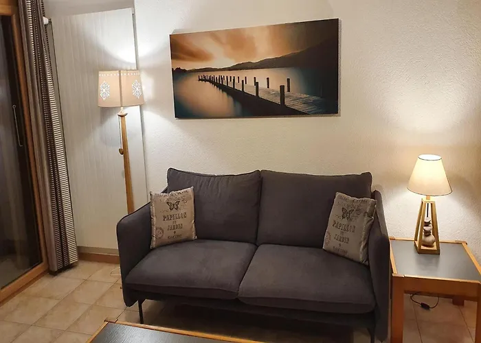 Apartment For 8 In Veysonnaz