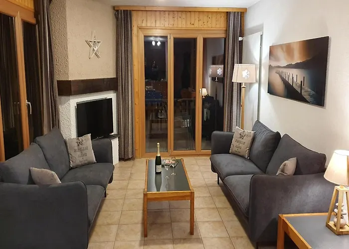 Apartment For 8 In *